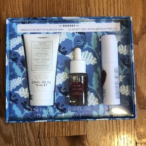 Korres Set of 3 Cleanser Wild Rose Oil Moisturizer